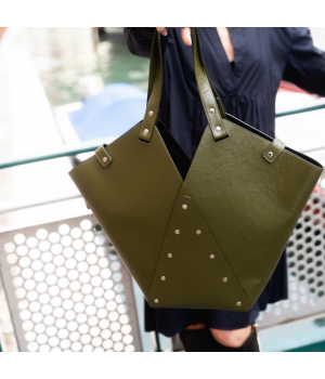 Elegant Venice Ladies Crossbody Bag Wholesale Fashionable Large Capacity Traveling Shoulder Bag Two Genuine Leather Geometric