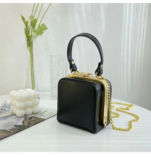 2025 New Trend Women's Leather Shoulder Bag Small Square Presbyse Box Clip Portable Hong Kong Wind Style Elegant Fashionable