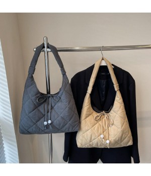 Fashion Diamond Pattern Bag Autumn and Winter Shoulder Bag Retro Women's Underarm Bag